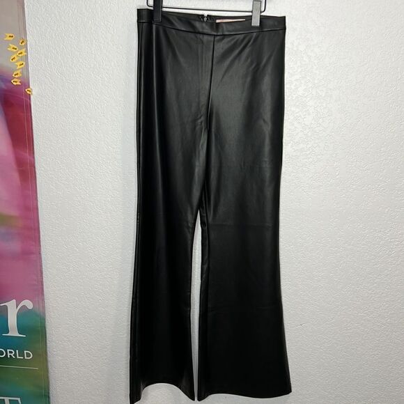 NWT Anthropologie Hutch FAUX LEATHER PANTS Black Size 10 - Picture 3 of 16